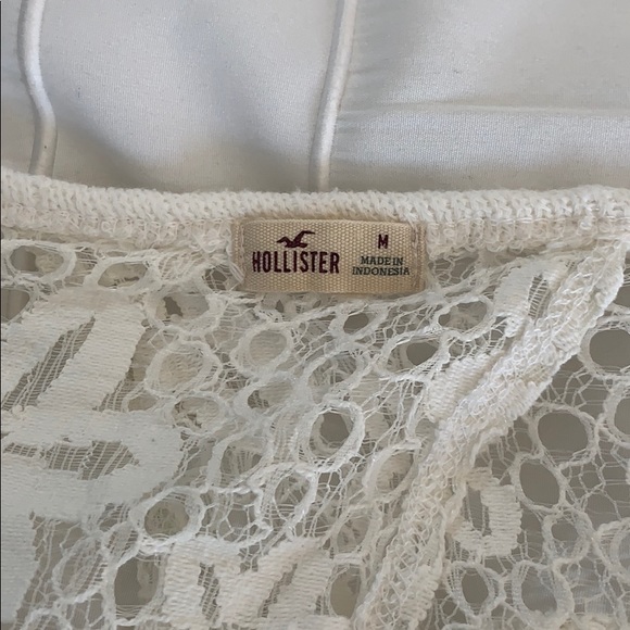 Hollister White Lace Open-Back Open-Arm Top - Picture 5 of 5